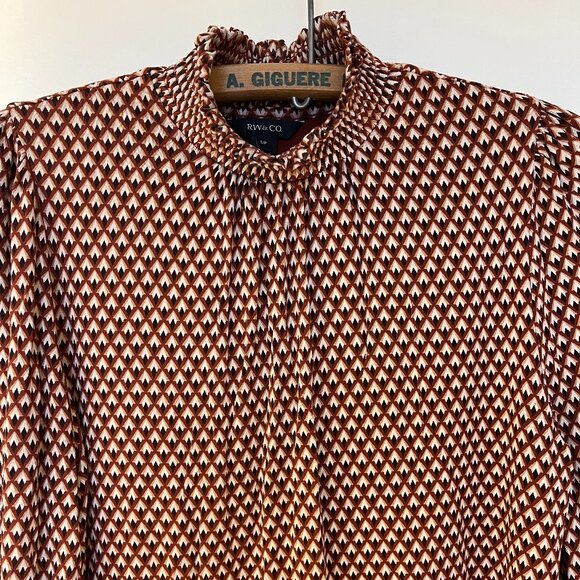 RW & Co Mockneck Top - Picture 4 of 4